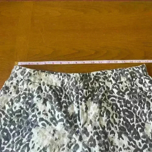 Joie Womens Size 10 100% Linen Shorts Cheetah Animal Print Summer Comfort - Picture 5 of 7